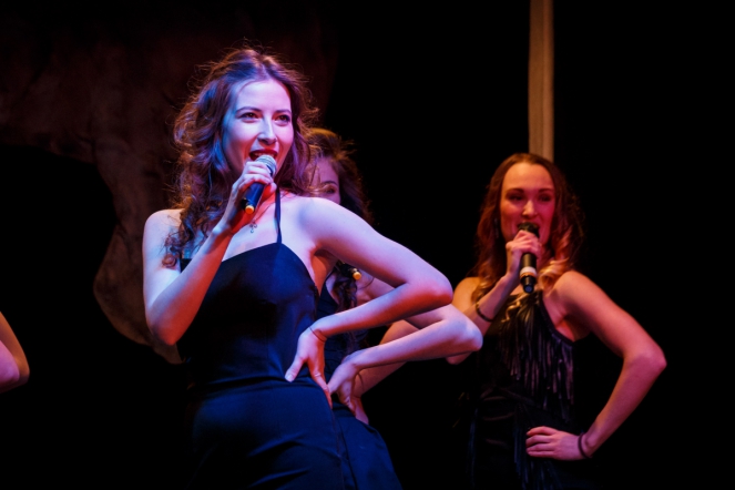 <span style="color: rgb(0, 0, 0);">Вокальная студия</span>