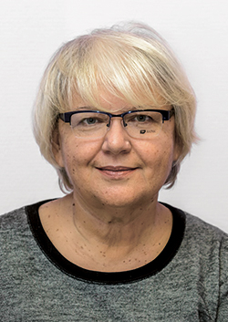 <span><em>Отвечает заведующая лабораторией<br>медико-социальных проблем в педиатрии НИЦ СПбГПМУ,<br>д.м.н., профессор Валерия Павловна Новикова</em></span>